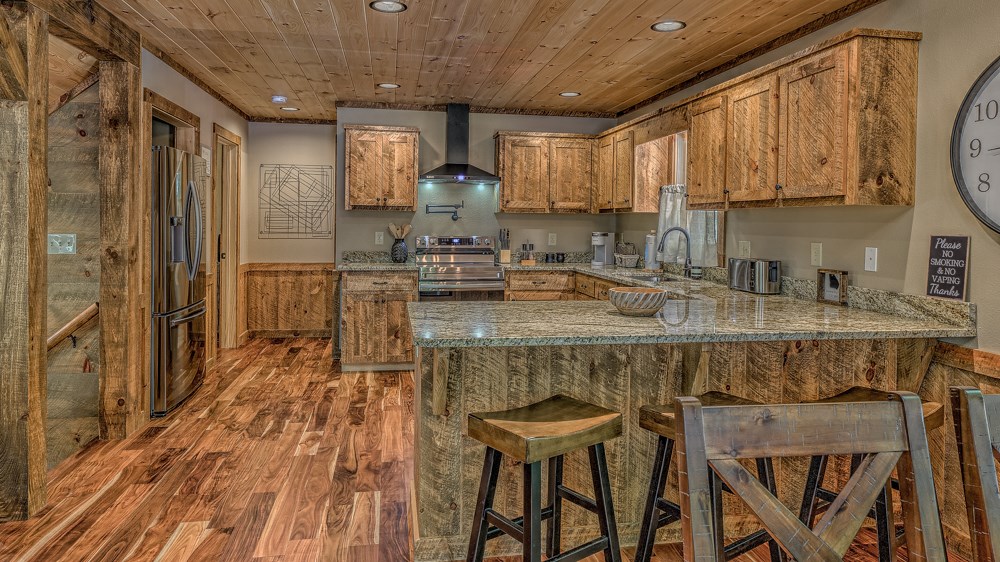 428663 Mineral Bluff Residential