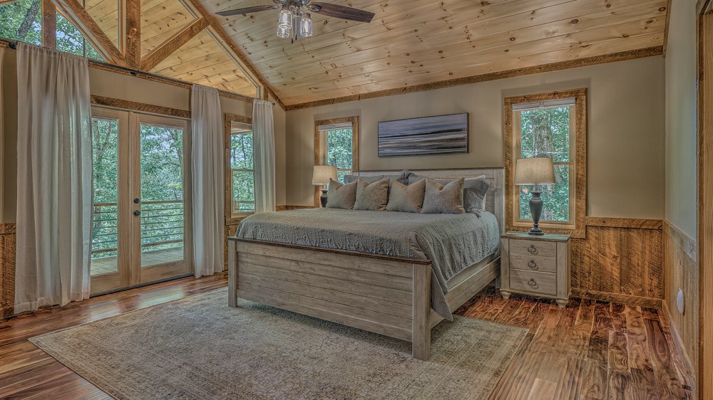 428663 Mineral Bluff Residential