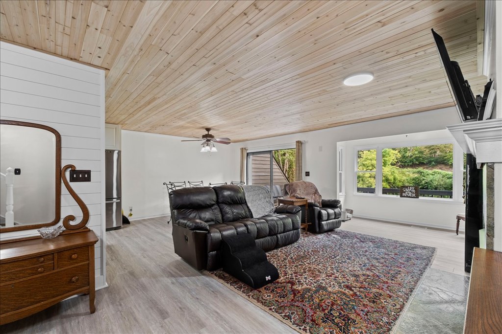 428665 Ellijay Residential