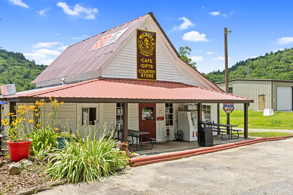 428666 Suches Residential