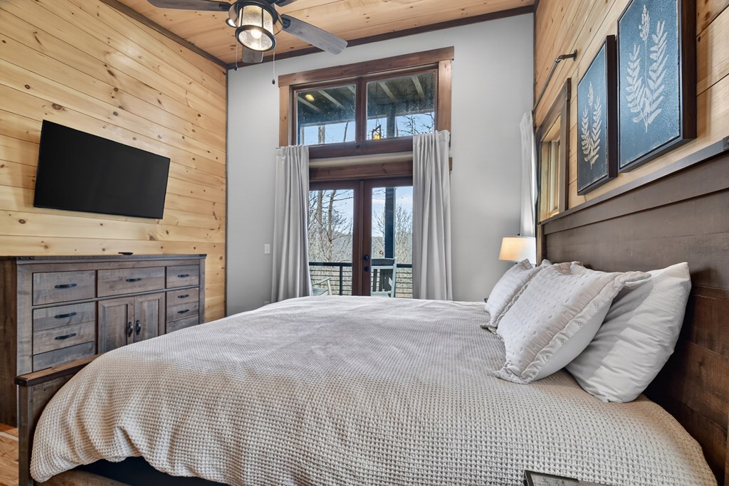 428670 Blue Ridge Residential