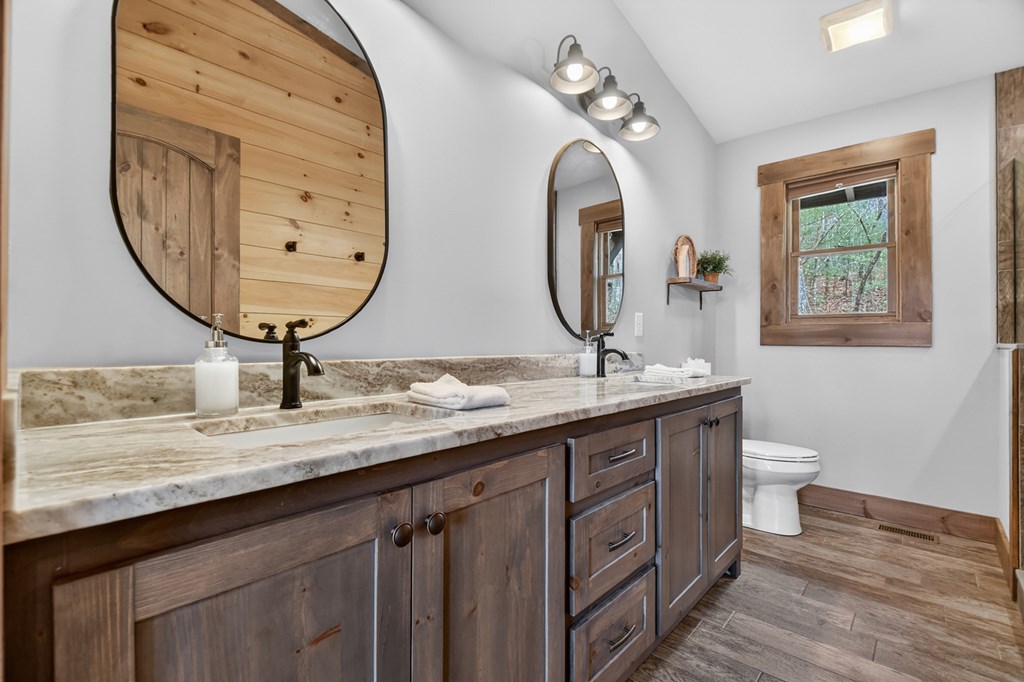 428670 Blue Ridge Residential