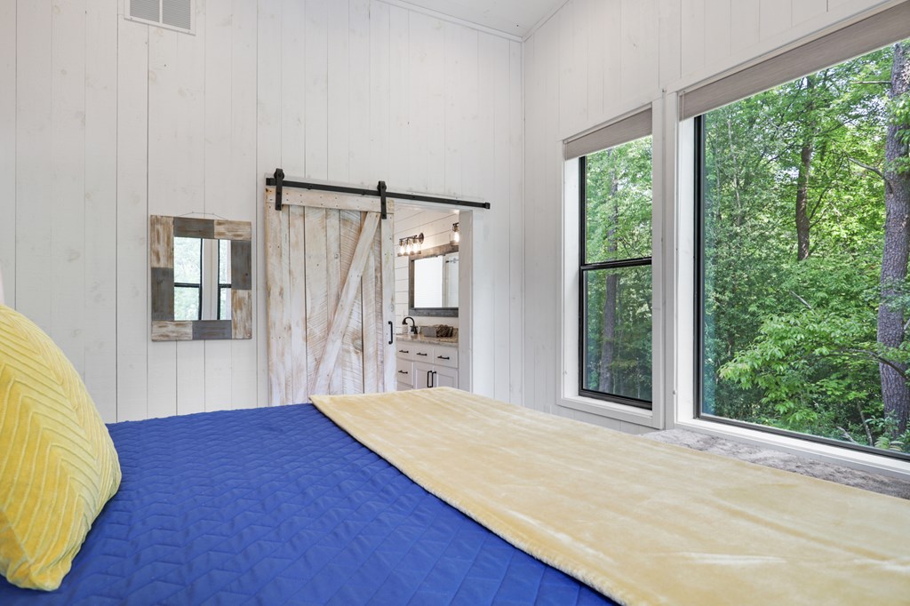 428672 Blue Ridge Residential