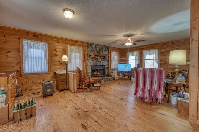 428677 Blairsville Residential