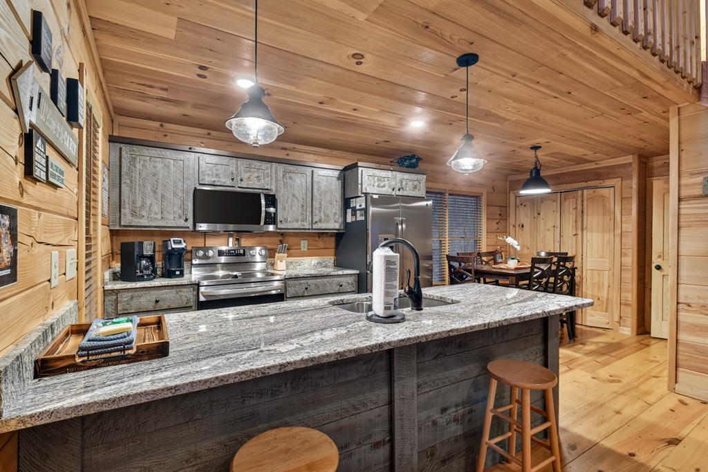 428679 Ellijay Residential