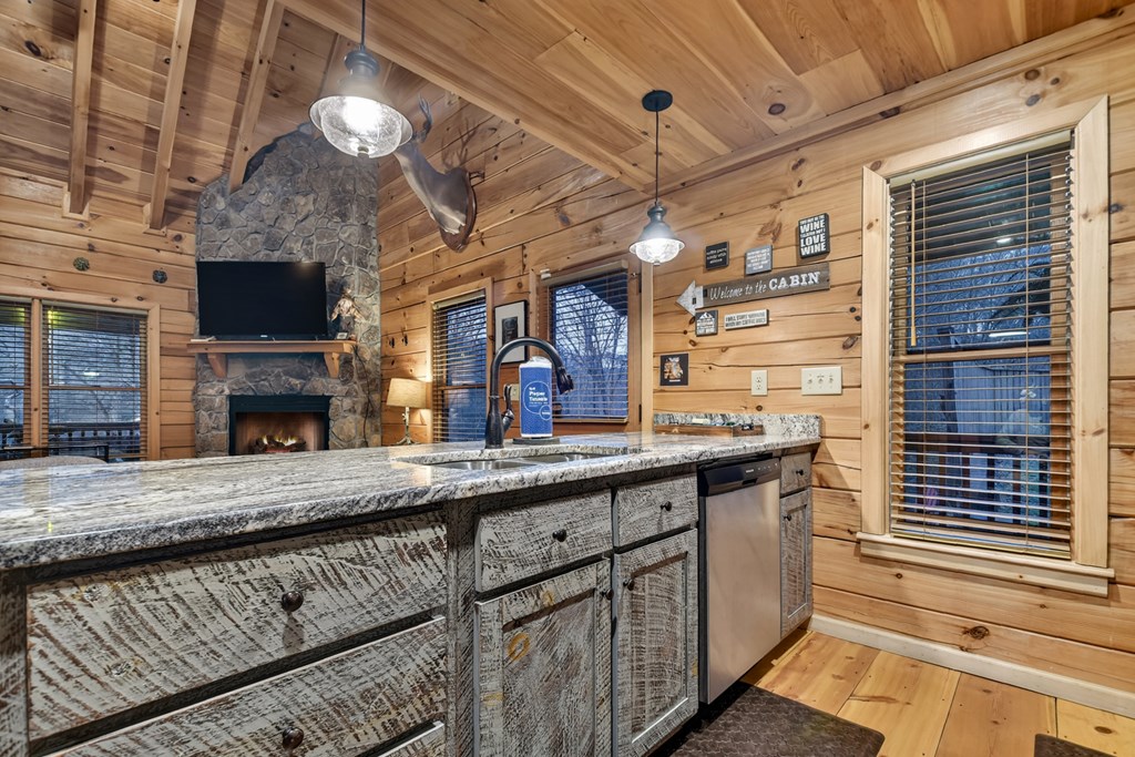 428679 Ellijay Residential