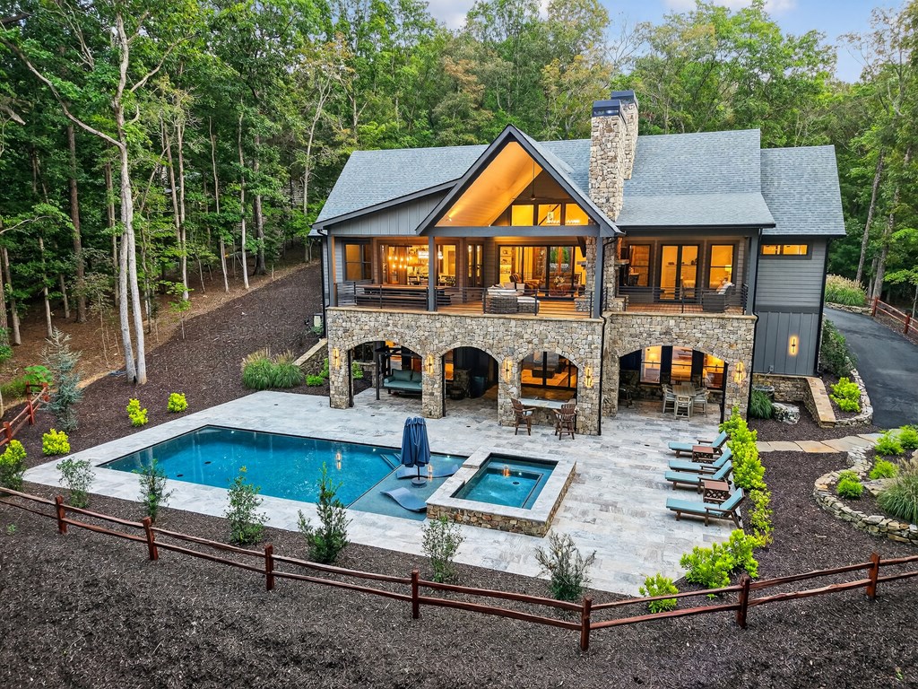 428680 Mineral Bluff Residential