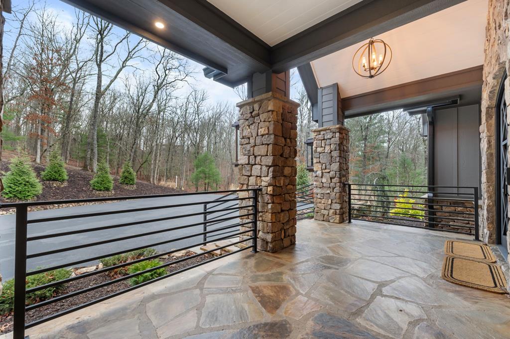 428680 Mineral Bluff Residential