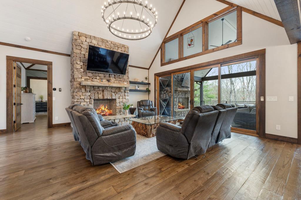 428680 Mineral Bluff Residential