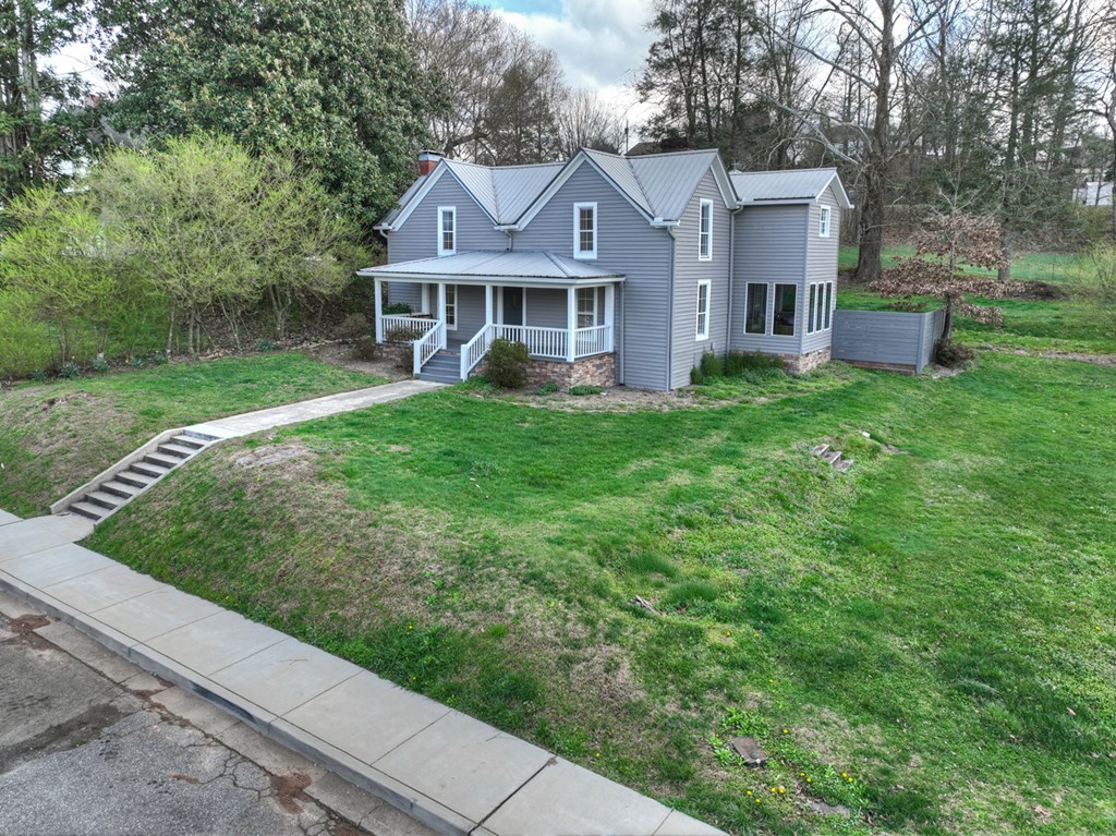 428681 Blue Ridge Residential