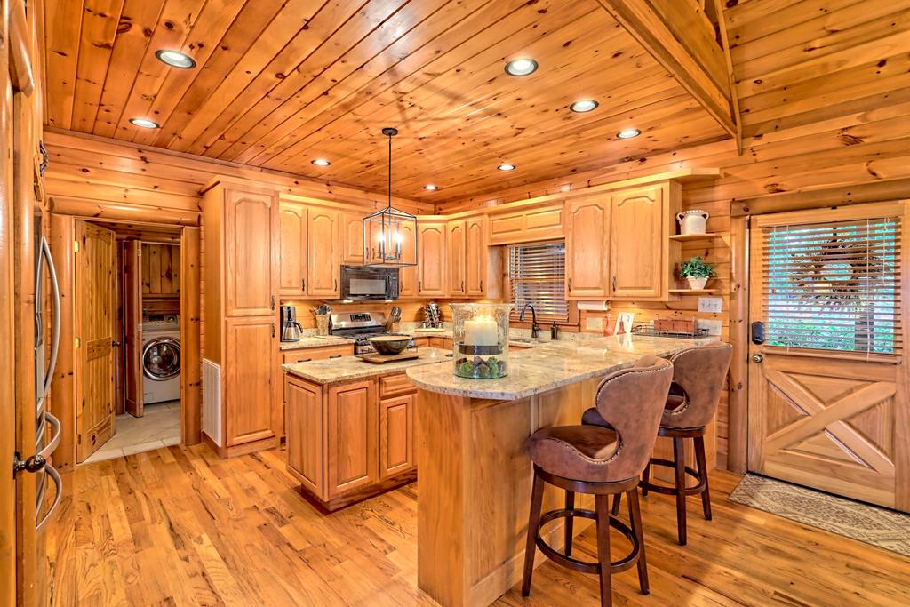 428682 Morganton Residential