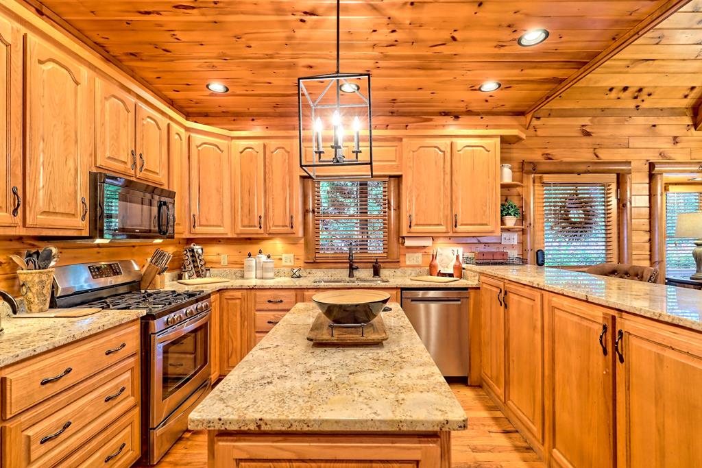 428682 Morganton Residential