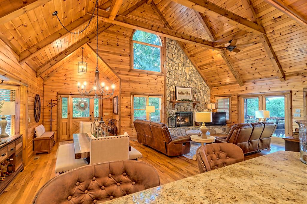 428682 Morganton Residential