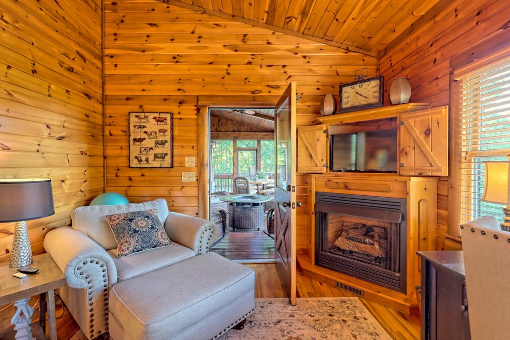 428682 Morganton Residential