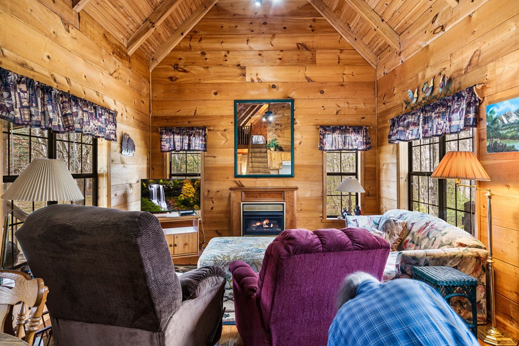 428692 Hiawassee Residential