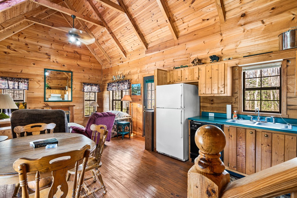 428692 Hiawassee Residential