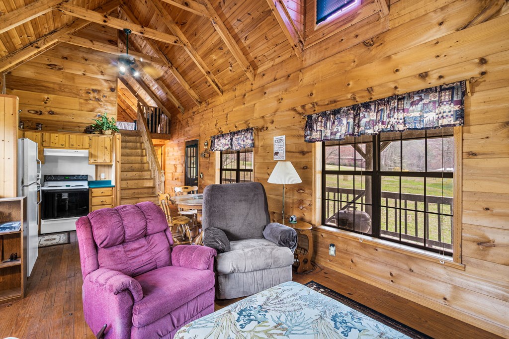 428692 Hiawassee Residential