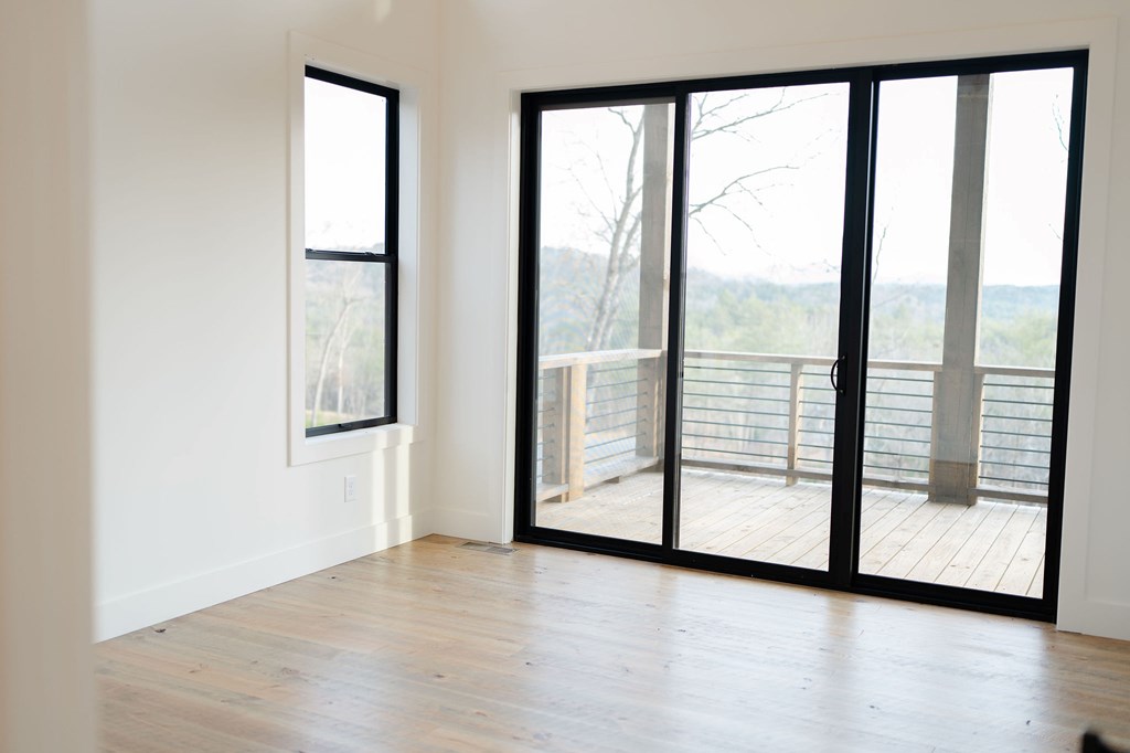 428694 Mineral Bluff Residential