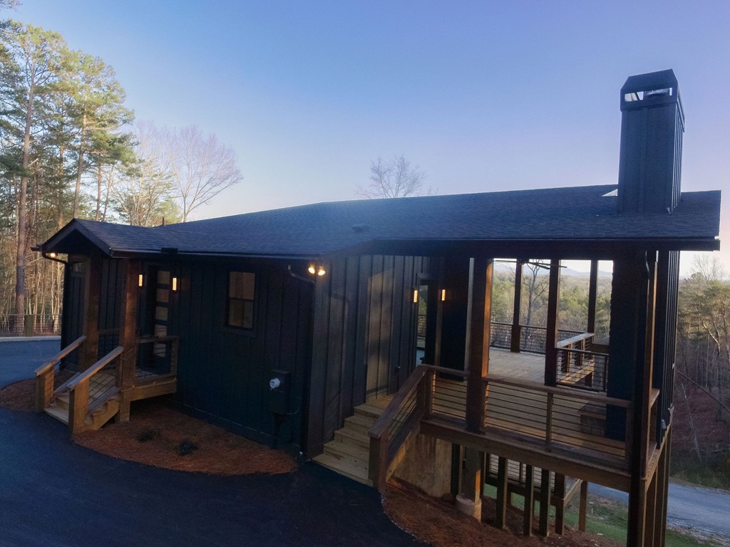 428694 Mineral Bluff Residential