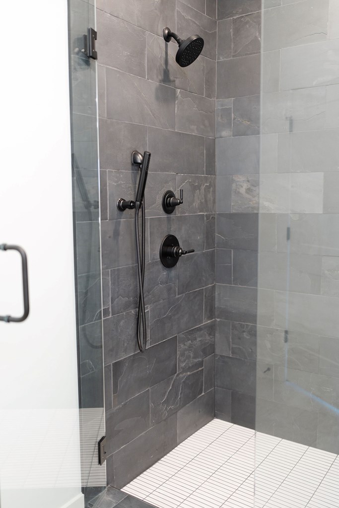 428694 Mineral Bluff Residential