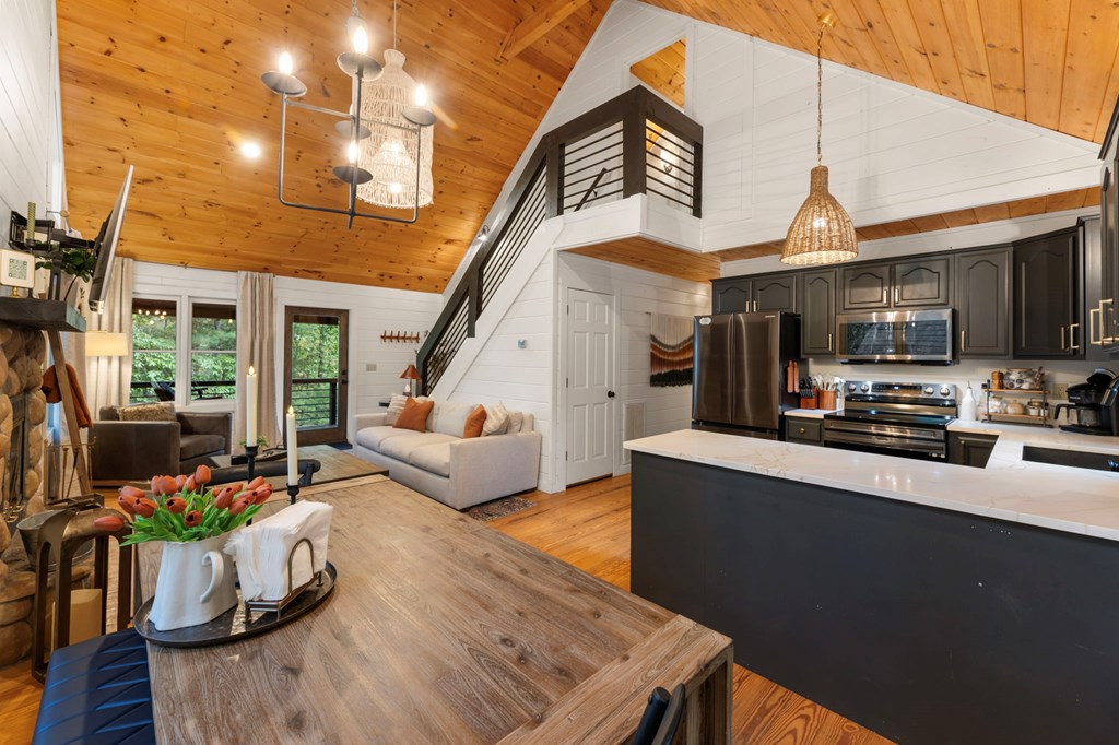 428697 Blue Ridge Residential