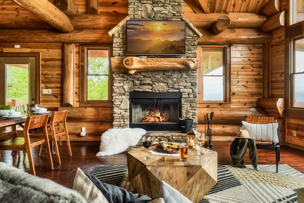 428699 Blue Ridge Residential