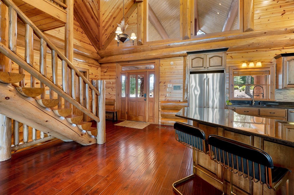 428699 Blue Ridge Residential