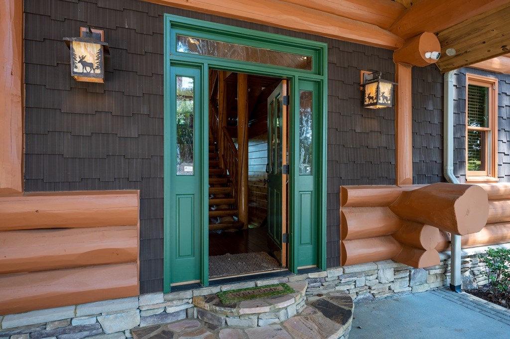 428699 Blue Ridge Residential