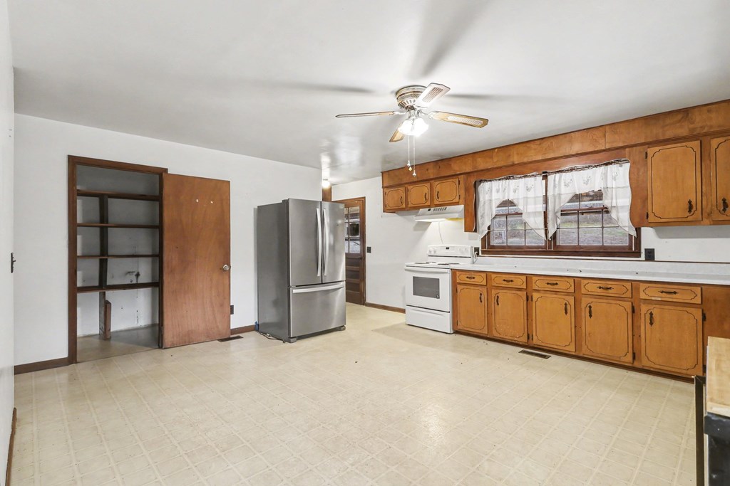 428700 Morganton Residential