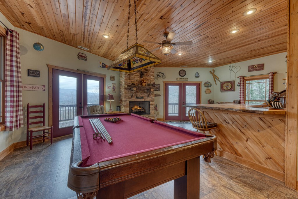 428701 Hiawassee Residential