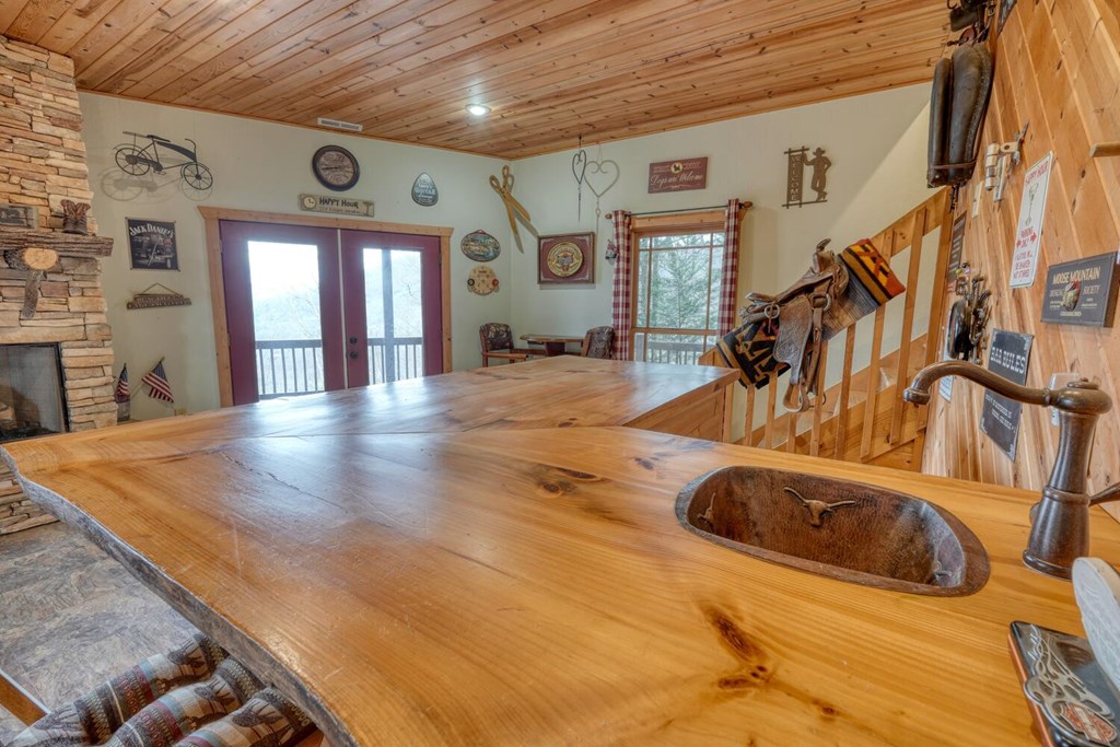 428701 Hiawassee Residential