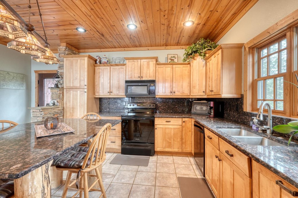 428701 Hiawassee Residential