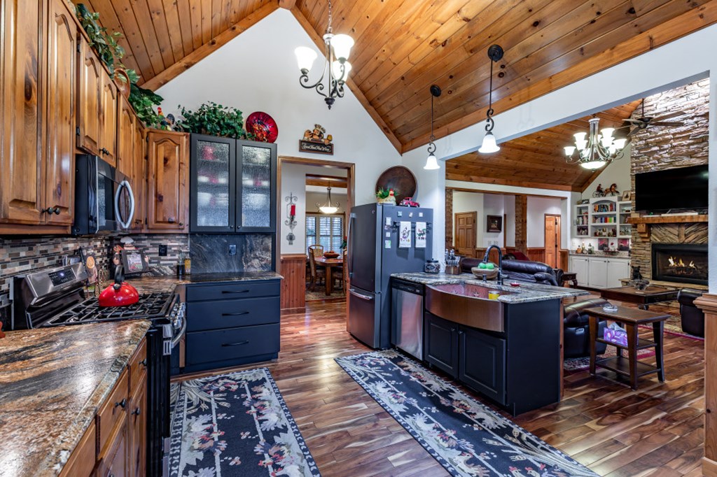 428707 Blairsville Residential