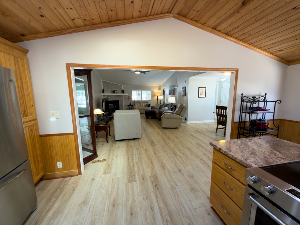 428710 Blairsville Residential