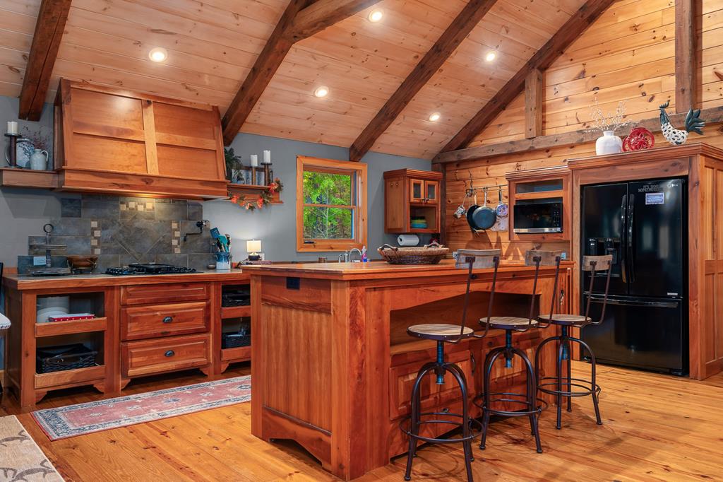 428714 Morganton Residential