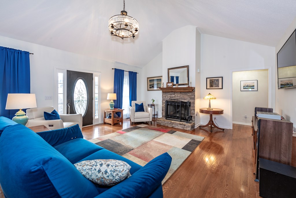 428721 Canton Residential