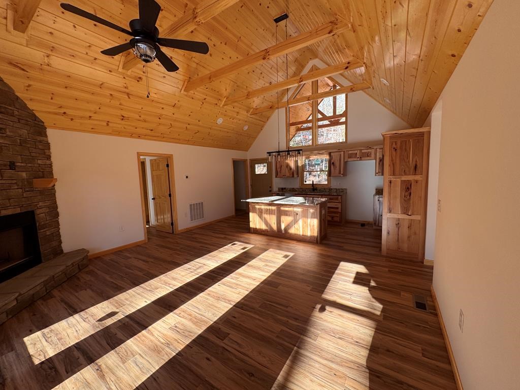 428722 Murphy Residential