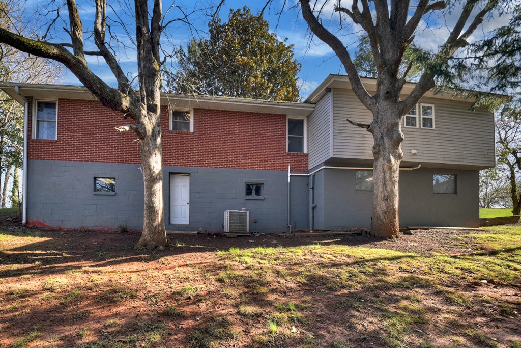 428727 McCaysville Residential