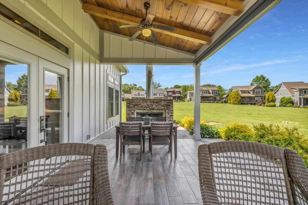 428732 Hayesville Residential