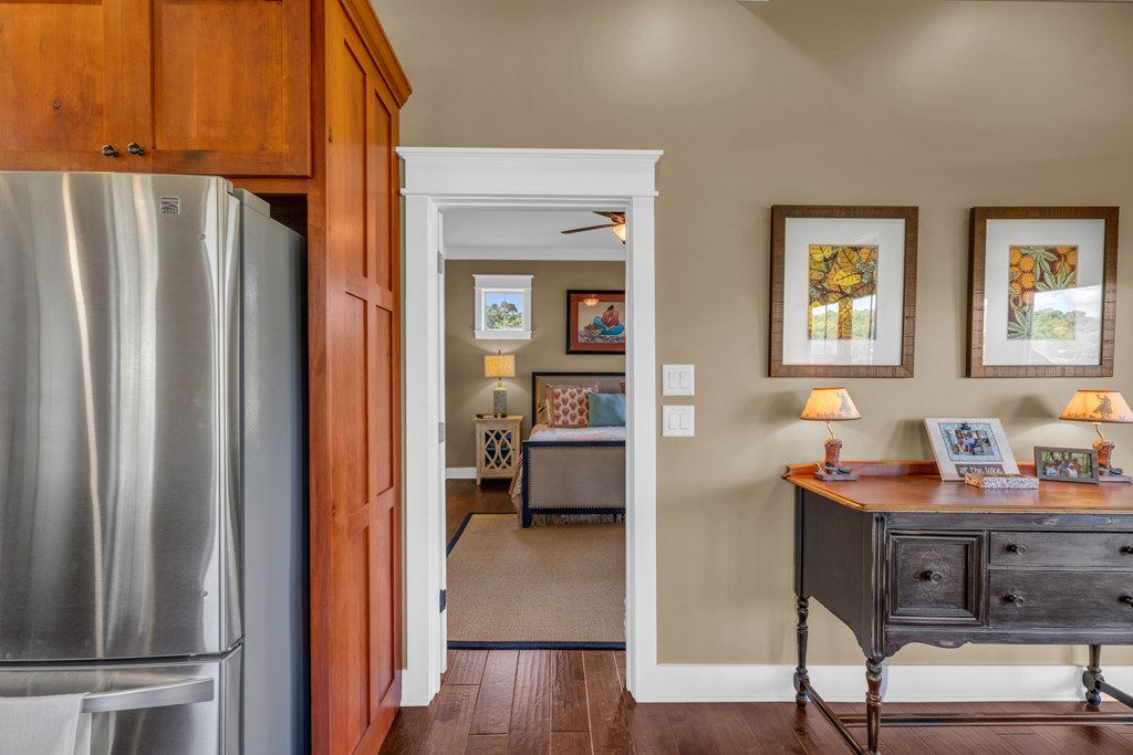 428732 Hayesville Residential