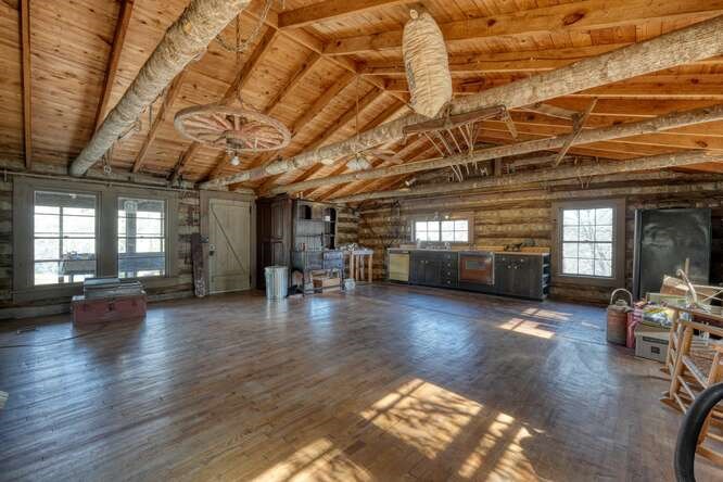 428734 Hiawassee Residential