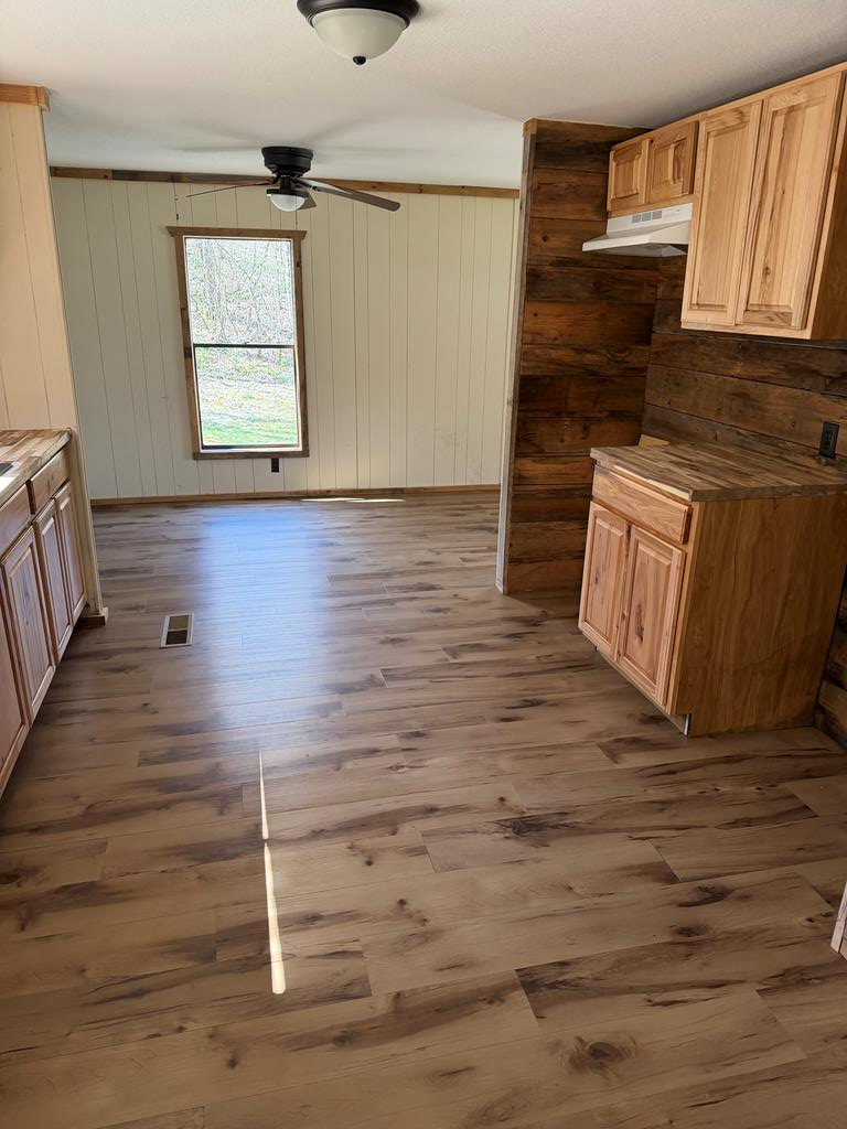 428737 Hayesville Residential