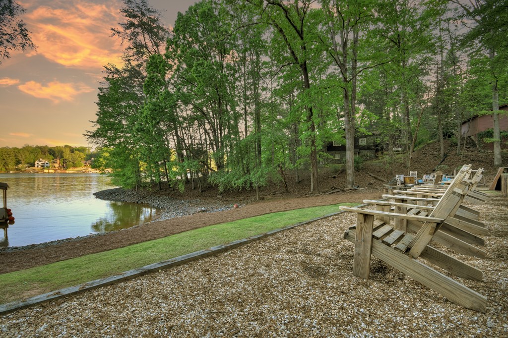 428739 Morganton Residential