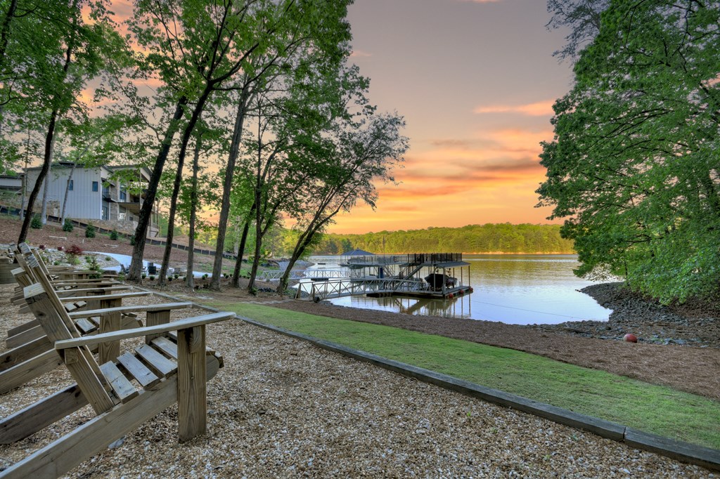 428739 Morganton Residential