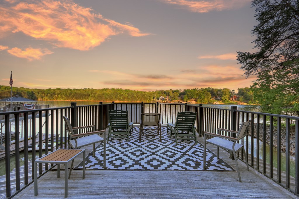 428739 Morganton Residential