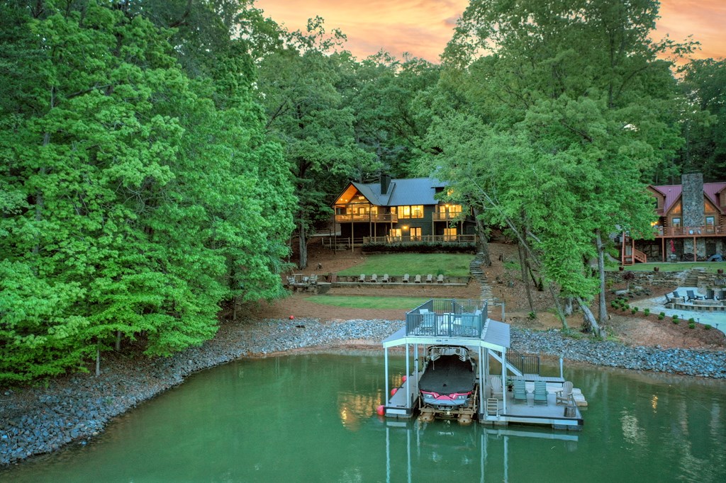 428739 Morganton Residential