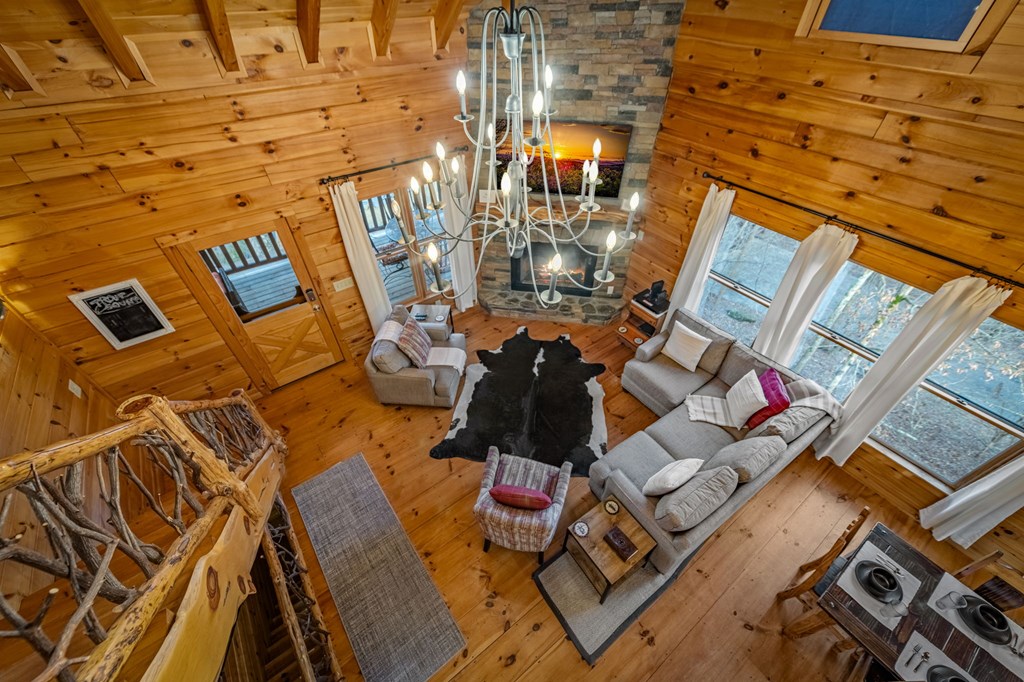 428743 Blue Ridge Residential