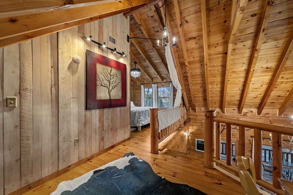 428743 Blue Ridge Residential