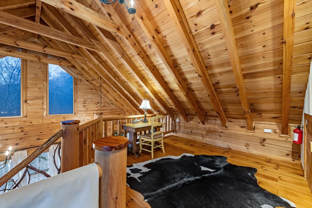 428743 Blue Ridge Residential