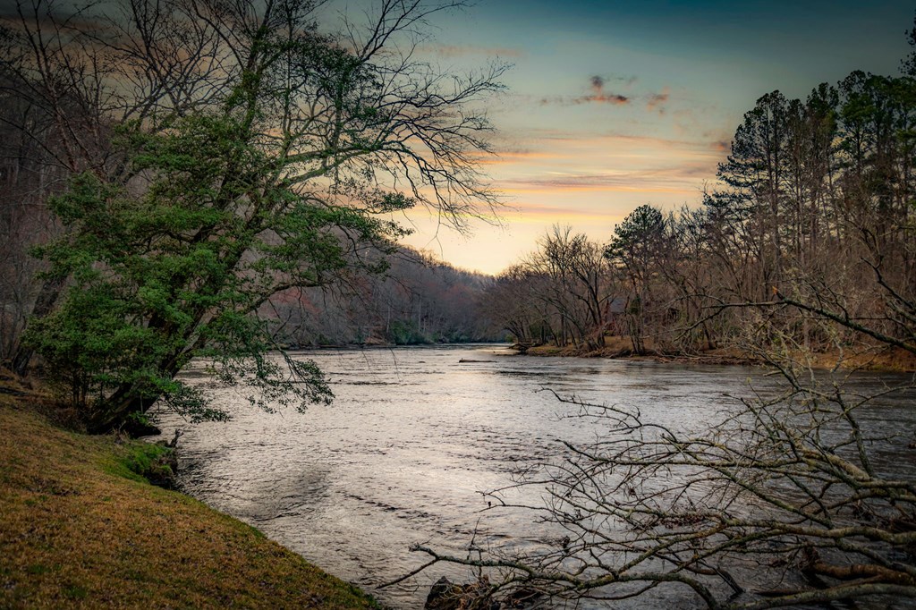 428743 Blue Ridge Residential